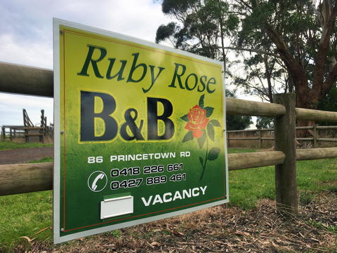 Ruby Rose - Accommodation Mount Tamborine 0