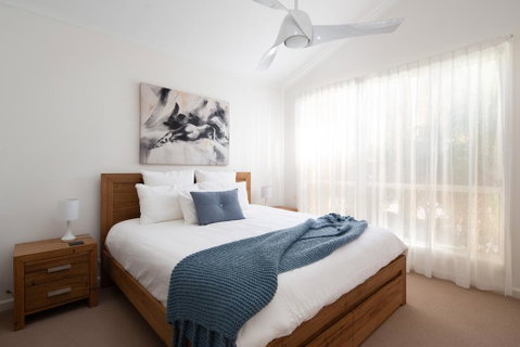 SAILS TWO - INVERLOCH - Accommodation Mount Tamborine 1