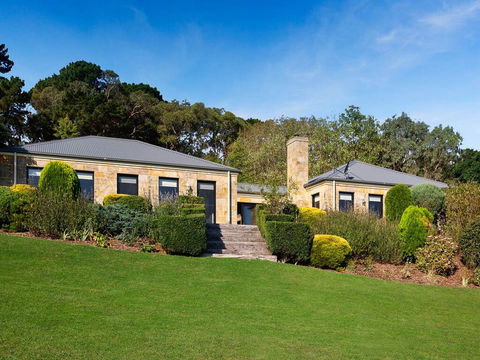 Sandstone Estate - Accommodation Mount Tamborine 0