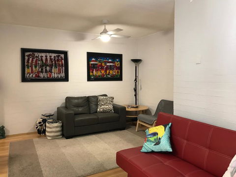 Santa Monica Apartment - Accommodation Mount Tamborine 2