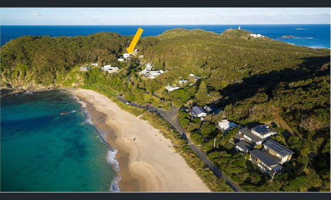 Seal Rocks Beach House ....Sugarloaf - Accommodation Mount Tamborine 1