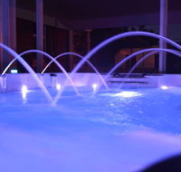 Semaphore Sea Breeze - Family Beach-Heated Pool Holiday - Accommodation Mount Tamborine
