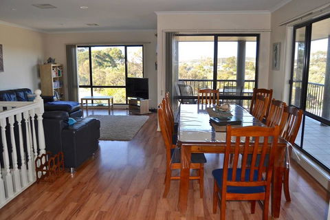 Serendipity - Accommodation Mount Tamborine 1