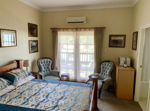 Settlers Hotel York - Accommodation Mount Tamborine 0
