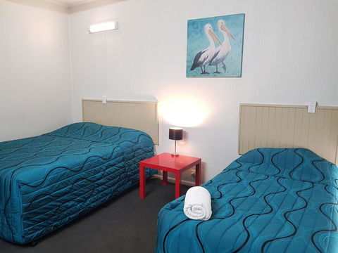 Seymour Motel - Accommodation Mount Tamborine 0