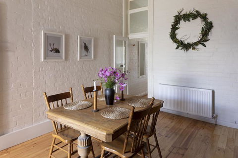 Shop House - Accommodation Mount Tamborine 2