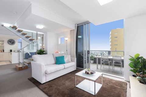 SK1 - Spotless 2BR SkyHome Long Stays Welcome - Accommodation Mount Tamborine 3