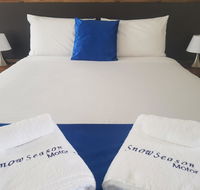 Snow Season Motor Inn - Accommodation Mount Tamborine