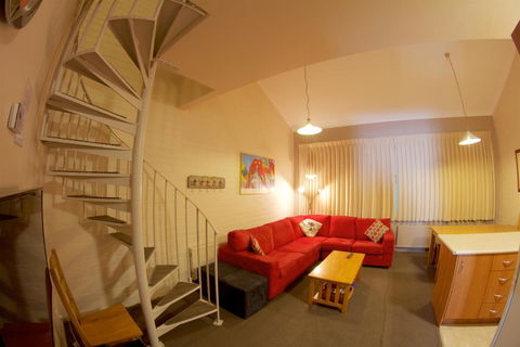 Snow Ski Apartments 16 - Accommodation Mount Tamborine 1