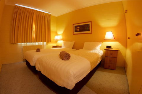 Snow Ski Apartments 37 - Accommodation Mount Tamborine 2