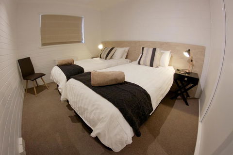 Snow Ski Apartments 39 - Accommodation Mount Tamborine 2