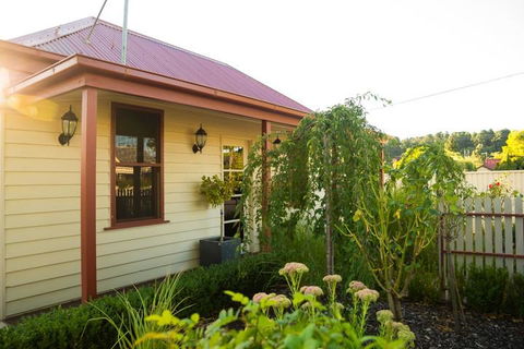 Sovereign Hideaway - Accommodation Mount Tamborine 2
