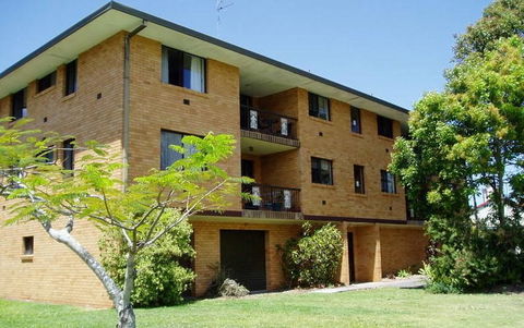 Spacious 2 Bedroom Beach Side Apartment - Close To Shopping Centre With Coles, Health Food Shop, Sushi, Pizza, Cafes, Hairdresse - Accommodation Mount Tamborine 1