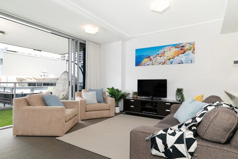 Spacious Executive 3 Bedroom - Brisbane CBD - Views - Pool - WIFI - Free Parking - Accommodation Mount Tamborine 3