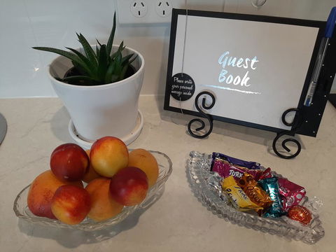 Spring Beach Garden Retreat - Accommodation Mount Tamborine 3