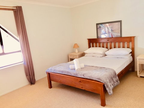 Spring Hill Gardens Apartments - Accommodation Mount Tamborine 3