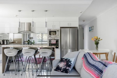 Stunning Burleigh Beach Apartment - Accommodation Mount Tamborine 0