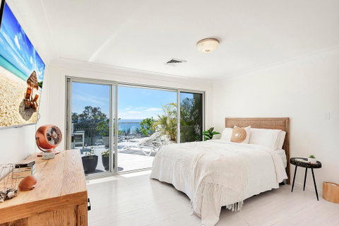 Stunning Oceanview Retreat Between Beach And Bush - Accommodation Mount Tamborine 2