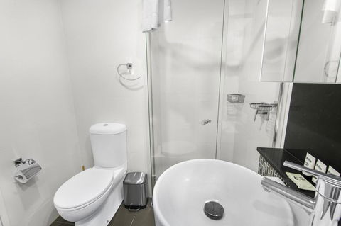 Stunning Views On The 41st Floor - Accommodation Mount Tamborine 3