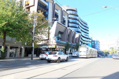 Stylish Apartment - Accommodation Mount Tamborine 3