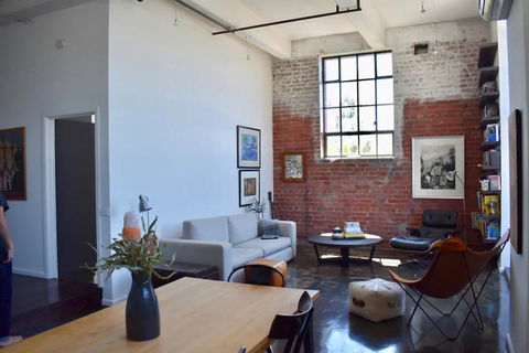 Stylish Warehouse Conversion In The Heart Of Fitzroy - Accommodation Mount Tamborine 0