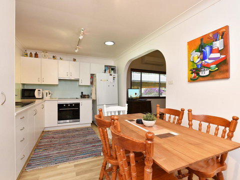 Summerfield Cottage - Hunter Valley, Renovated House In Central North Rothbury - Accommodation Mount Tamborine 2