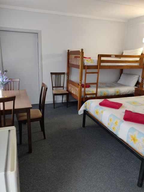 Summers Rest Units - Accommodation Mount Tamborine 2