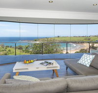 Sunrise Over Easts 2 - ocean views walk to beach - Accommodation Mount Tamborine