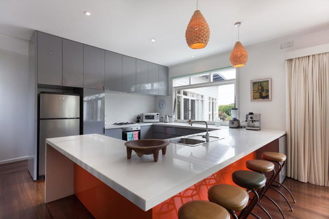 Sunseeker House - Accommodation Mount Tamborine 1