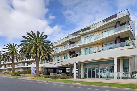 Sur La Plage - FREE WIFI & NETFLIX - Accommodation Mount Tamborine 2