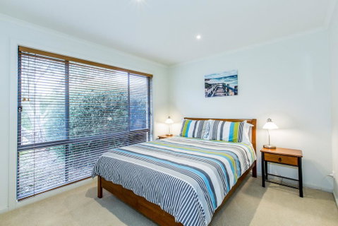 SURFSIDE GETAWAY IN PICTURESQUE INVERLOCH - Accommodation Mount Tamborine 2