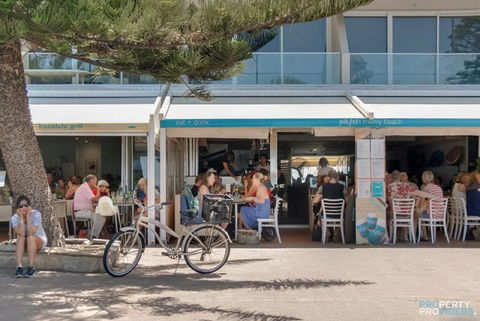 Surfways Executive Apartment At Manly Beach - Accommodation Mount Tamborine 2