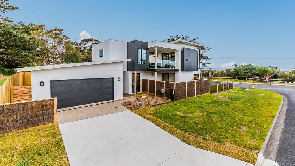 Inverloch VIC Accommodation Mount Tamborine