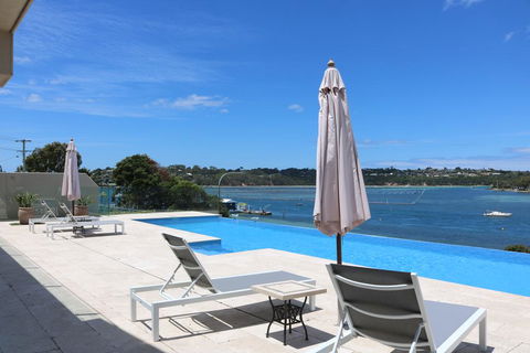 Sybella - Accommodation Mount Tamborine 2
