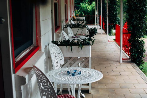 Tall Trees Motel Mountain Retreat - Accommodation Mount Tamborine 2