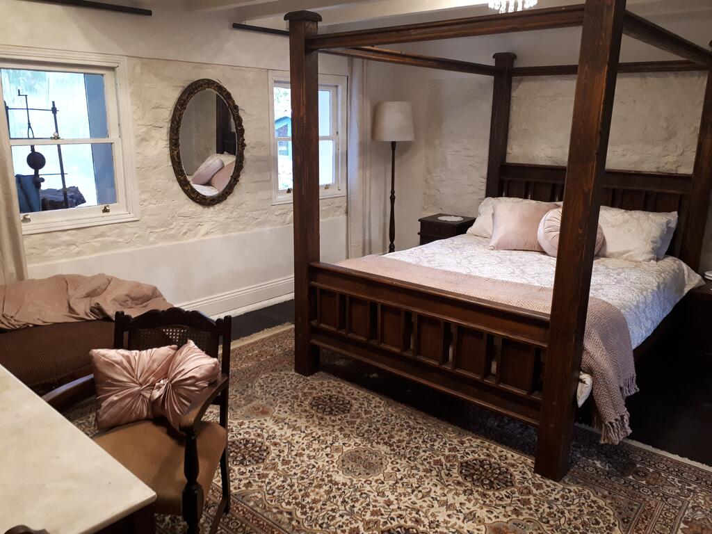 Tanilba Bay NSW Accommodation Mount Tamborine