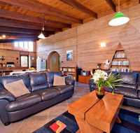 Tea Tree - Accommodation Mount Tamborine