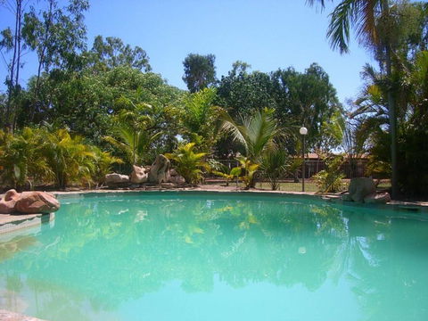Territory Manor Motel & Caravan Park - Accommodation Mount Tamborine 0