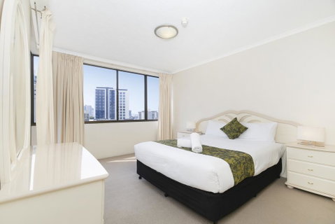 The Astor Apartments - Accommodation Mount Tamborine 3