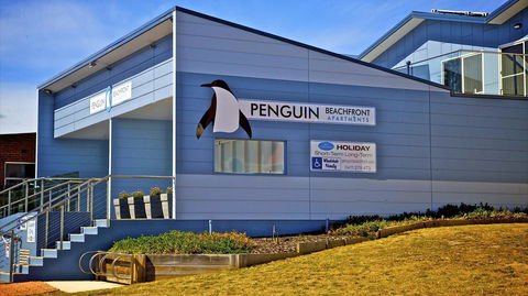 Penguin Beachfront Apartments - Accommodation Mount Tamborine 22