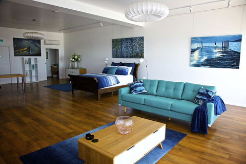 Penguin Beachfront Apartments - Accommodation Mount Tamborine 3