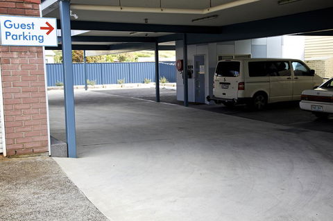 Penguin Beachfront Apartments - Accommodation Mount Tamborine 23
