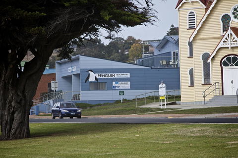 Penguin Beachfront Apartments - Accommodation Mount Tamborine 19
