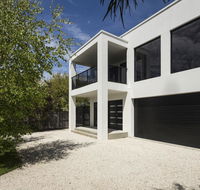Pearl Hawley Beach - Accommodation Mount Tamborine