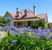 Cambridge House Bed  Breakfast - Accommodation Mount Tamborine