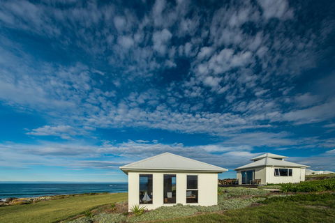 Saltwater - Absolute Oceanfront, Hot Tubs, Sauna, Fire Pits - Accommodation Mount Tamborine 15