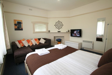 Moonah Central Apartments - Accommodation Mount Tamborine 11