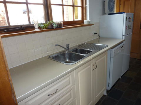 Eliza Cottage - Accommodation Mount Tamborine 7