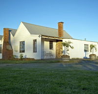 Buttons Cottage - Accommodation Mount Tamborine