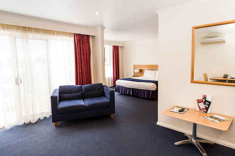 Edgewater Hotel - Accommodation Mount Tamborine 26